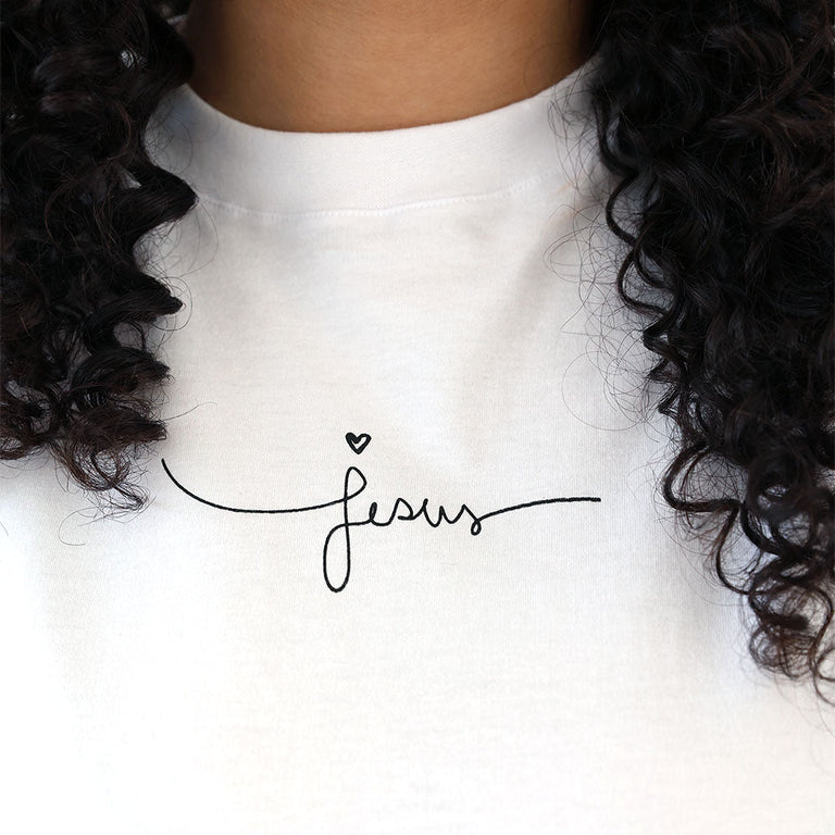 Camiseta Cropped Oversized Feminino Manga Curta - Jesus - Branca - iesustore