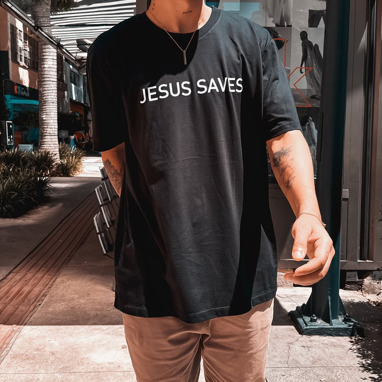 Camiseta IESU Básica - Jesus Saves - Unissex - iesustore