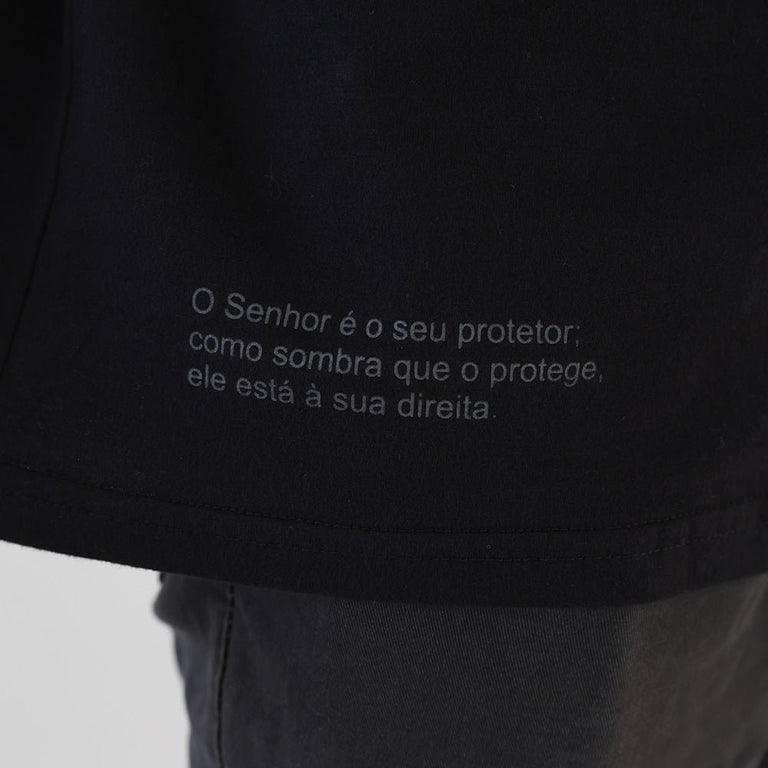 Camiseta Oversized Unissex Manga Curta - Fé, Trust, Jesus Saves - Preta - iesustore