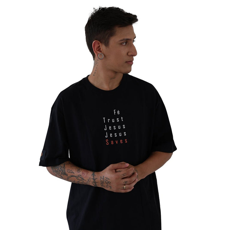 Camiseta Oversized Unissex Manga Curta - Fé, Trust, Jesus Saves - Preta - iesustore